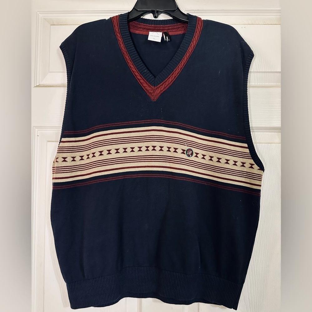 EUC Bogner‎ V-Neck Men's Golf Luxury Sweater Vest Navy Burgundy Size XL